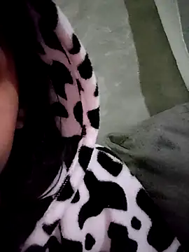 ElaRuil69 live sex cam