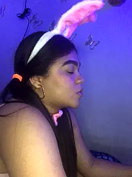 2moons_full_of_love's cam snapshot