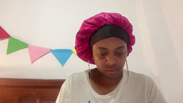 ChocolateCakeQueen live sex cam