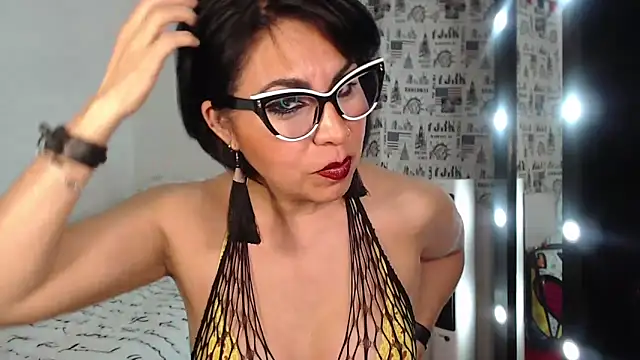 SweetCatheryne's cam snapshot