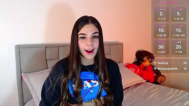 x_isabela_x's cam snapshot