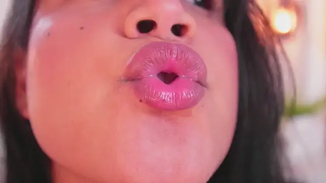 bonniekim_'s cam snapshot