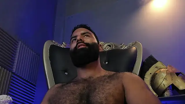 BeardAndrew live sex cam