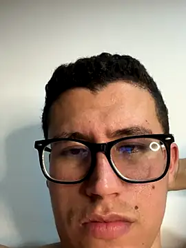 Kurtxxx22 live sex cam