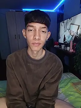 heyy_noah11 live sex cam