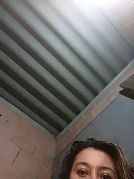 sexy-latina1's cam snapshot