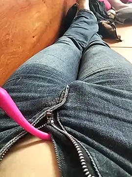 Lili_2love's cam snapshot