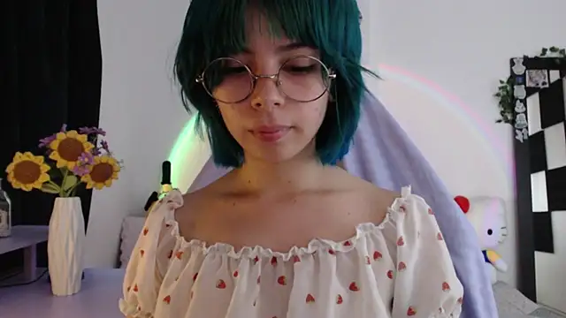 YUKII-UWU's cam snapshot