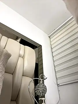 ALISSON_FOXXX1 live sex cam