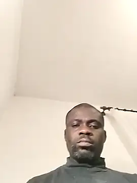 Kwasi-a live sex cam