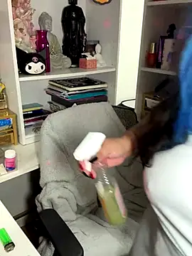 BiigMAMA_2025's cam snapshot