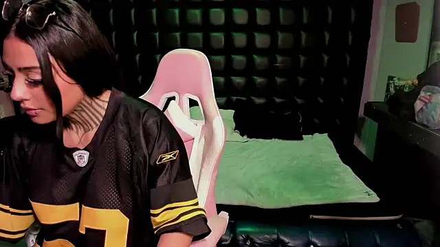 Lovely_celeste's cam snapshot