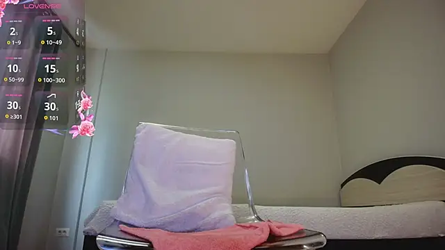 kyliejo18's cam snapshot