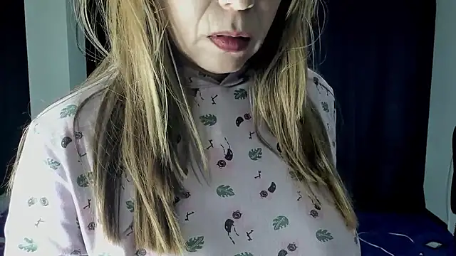 shirly_vannicelli's cam snapshot