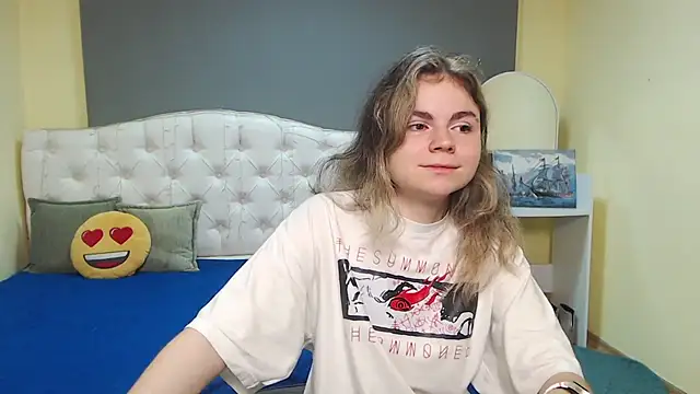 TinaRedly's cam snapshot