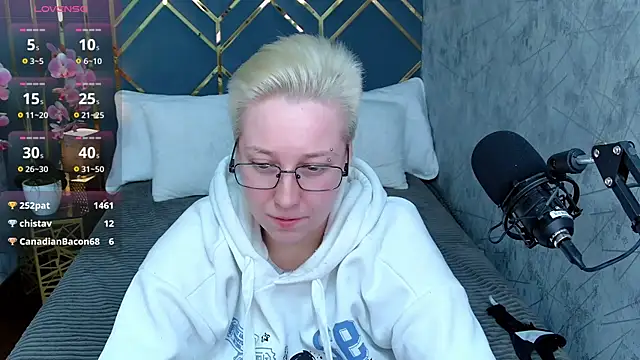 AlexandraGreen's cam snapshot