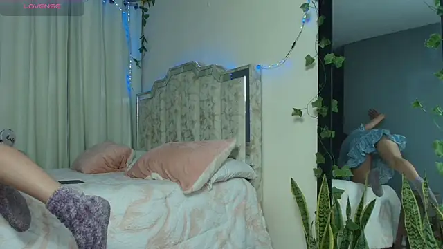 Tomoe_b's cam snapshot