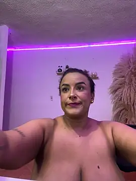 ariadna_cooper's cam snapshot