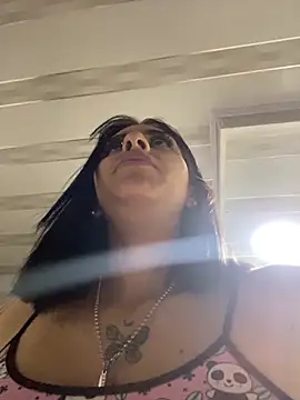 Hilary_pinkk's cam snapshot