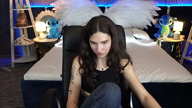 BabyFlowerr's cam snapshot