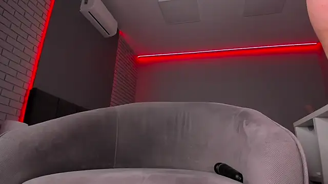 juicy-pussy's cam snapshot