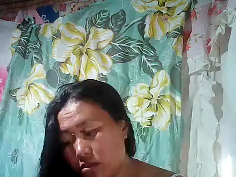 Sexyhorney4u's cam snapshot