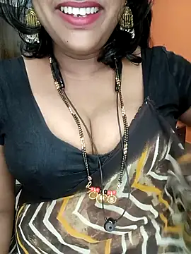 Chandini_Telugu's cam snapshot