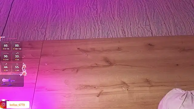 bella_lovers_'s cam snapshot