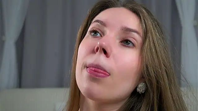 KarriBrownd's cam snapshot