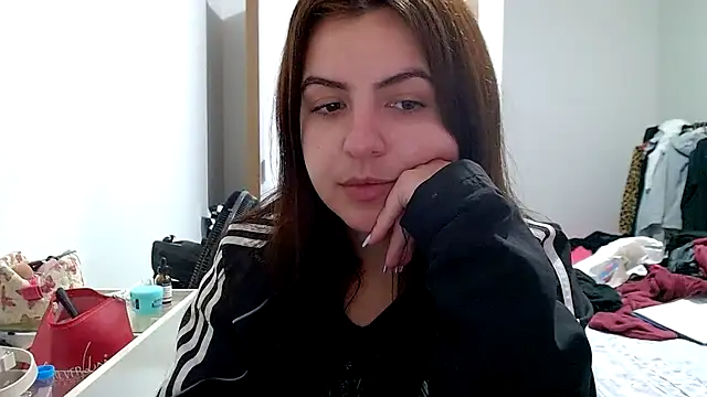 chelbyy's cam snapshot