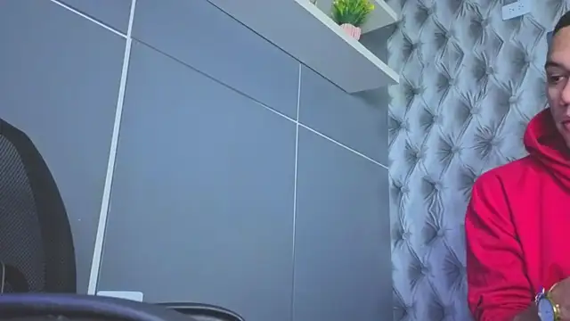 AlphaMasterXxx's cam snapshot