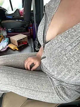 May-Squirt's cam snapshot