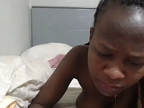 CandyLovesU2's cam snapshot