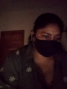 Telugu--Nadhini143's cam snapshot