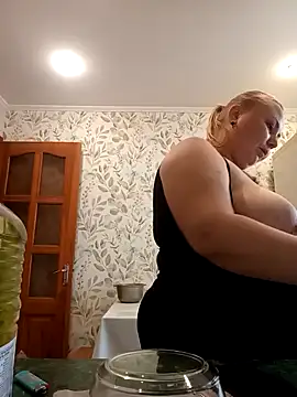 Moumy_girl's cam snapshot