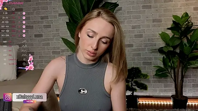 BabyyyLunaX's cam snapshot
