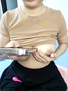 Hott_baby's cam snapshot