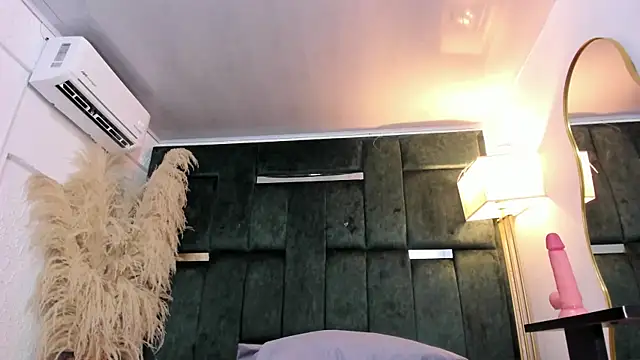 Misaki_Kai's cam snapshot