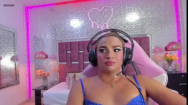 KylieVictoria live sex cam