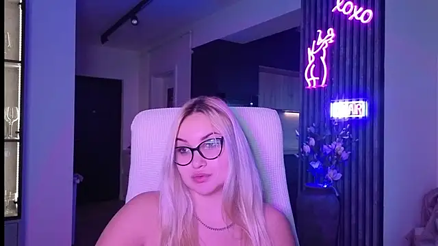 adrelaxina's cam snapshot