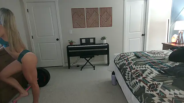 xxyourgirlblair's cam snapshot