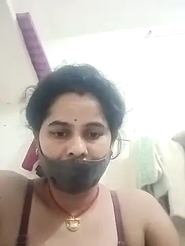 JULEE-740's cam snapshot