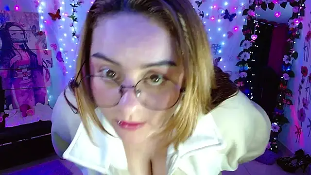 carol_20's cam snapshot