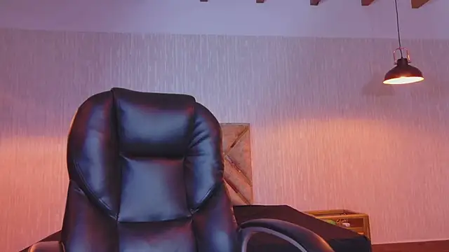 Aurora_jones11's cam snapshot