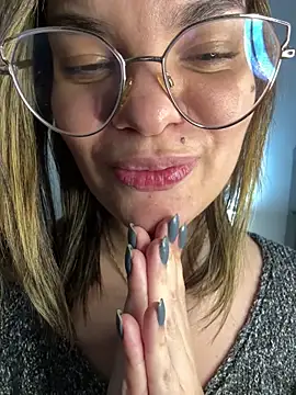 Zyrella's cam snapshot