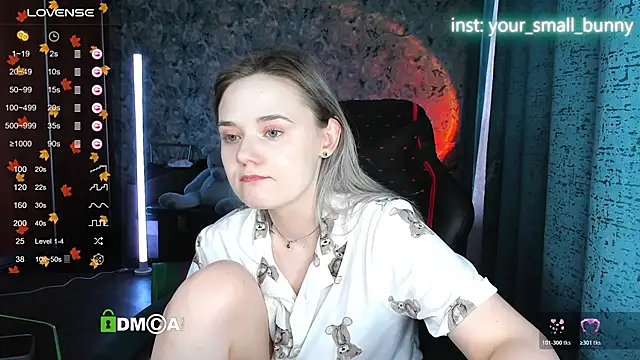 Your_small_bunny's cam snapshot