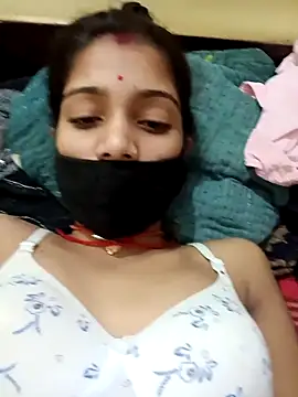 Basanti_143's cam snapshot