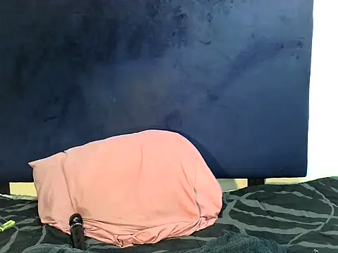 ReginaStar16's cam snapshot