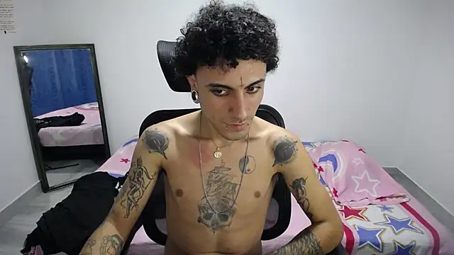 present_the_magic live sex cam