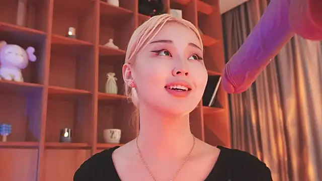 hyun_chia live sex cam